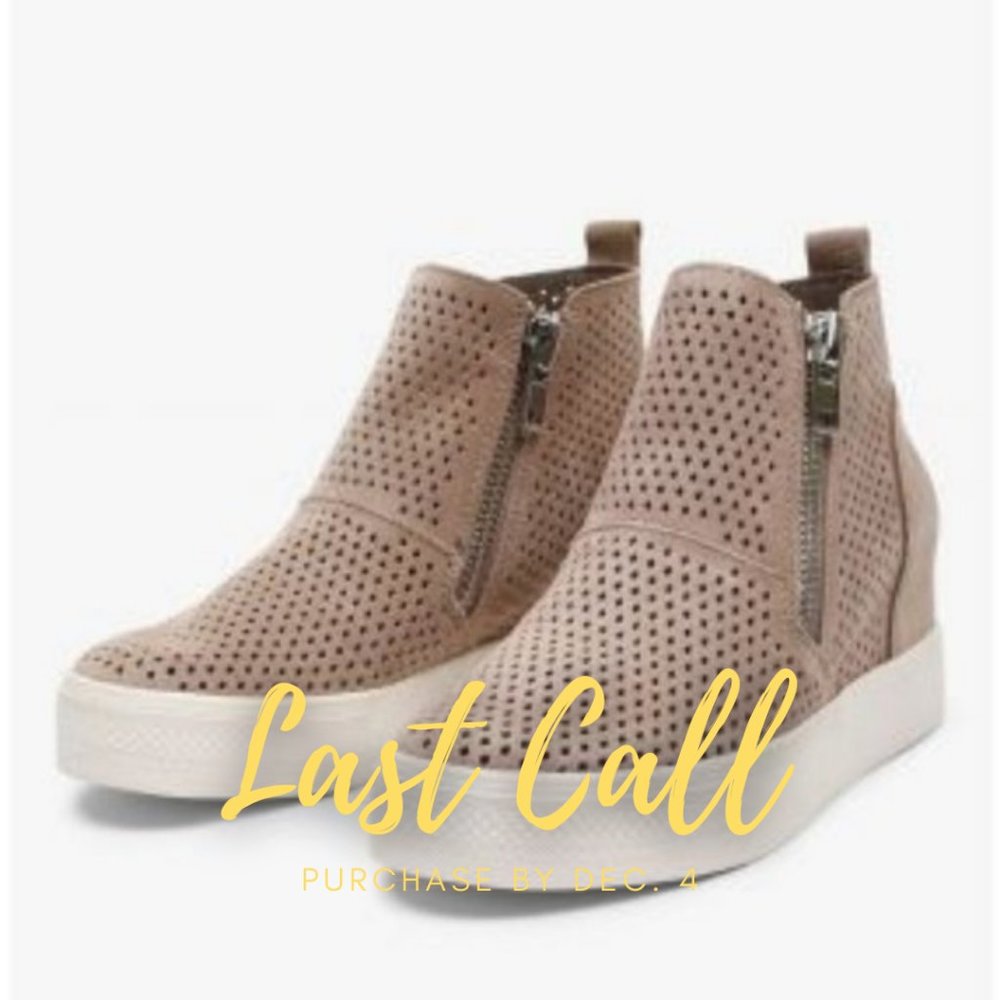 Steve Madden Wedgie-P Suede Sneaker - Taupe